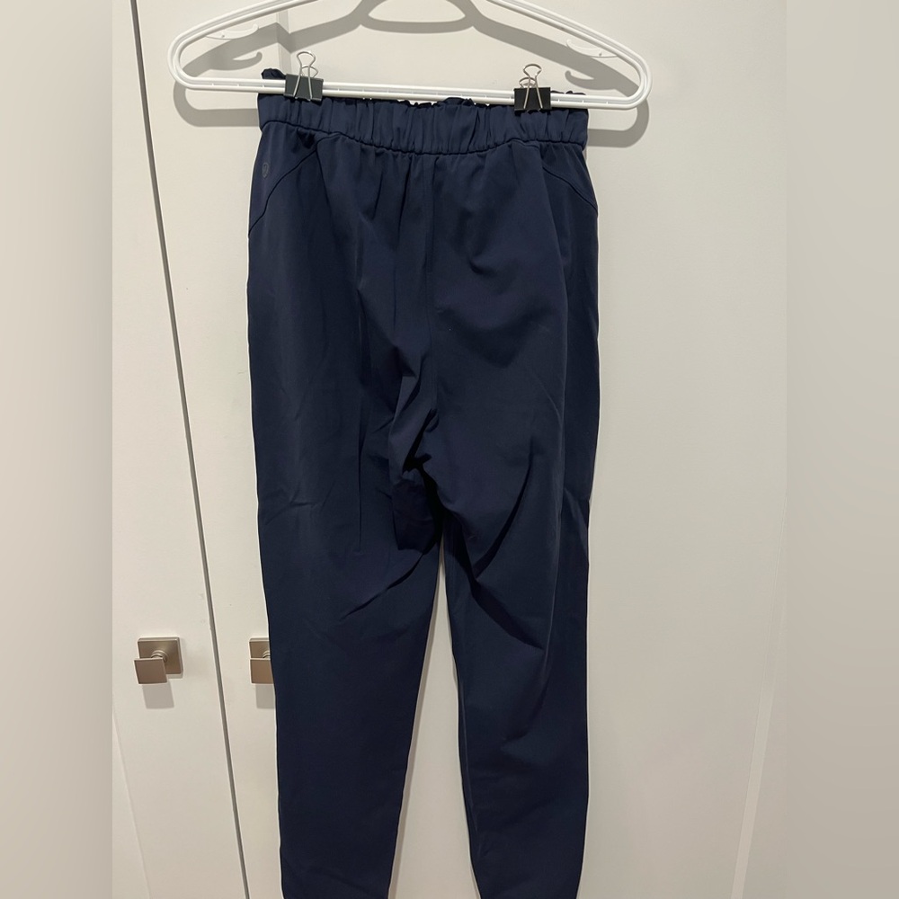 Lululemon Stretch High Rise 7/8 Pant Women’s Navy size 2 - Picture 2 of 3